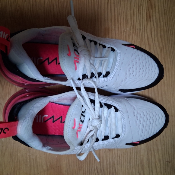 Nike Air Max 270 White/ Black/ Pink  Women’s Sneaker * Size: 7.5 - Picture 5 of 8